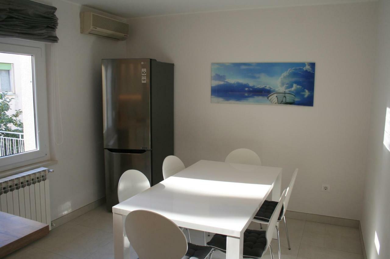 Apartment Vuk Pula Luaran gambar